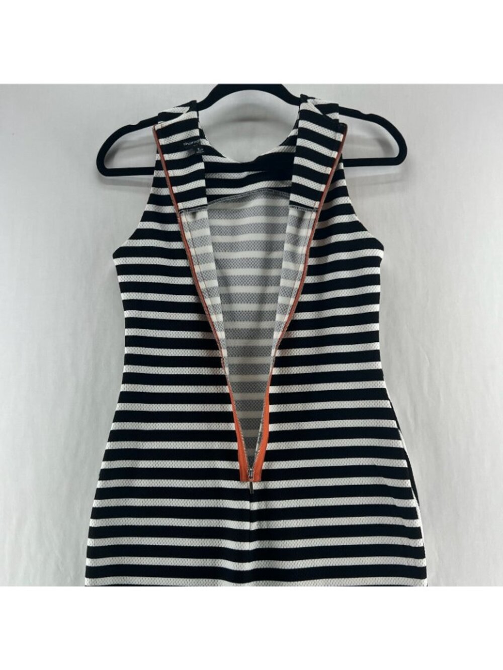 Sharagano Sheath Dress Womens 2 Sleeveless Optical Illusion Striped Black White - Picture 10 of 14